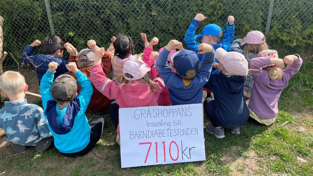 Förskolan gräshoppan samlade in pengar till Barndiabetesfonden